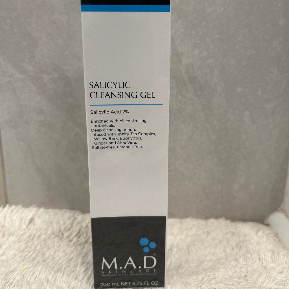 M.A.D. Salicylic Cleansing Gel